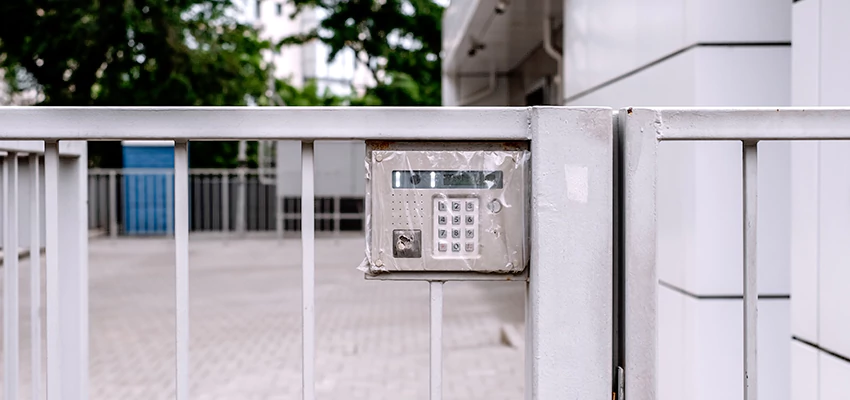 Gate Locks For Metal Gates in El Rio, California