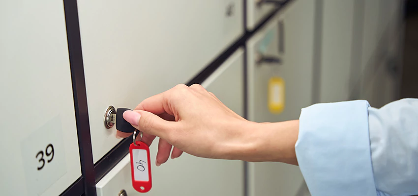 Upgrading File Cabinet Locks in El Rio, California