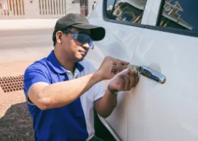 Car Locksmith in El Rio, CA
